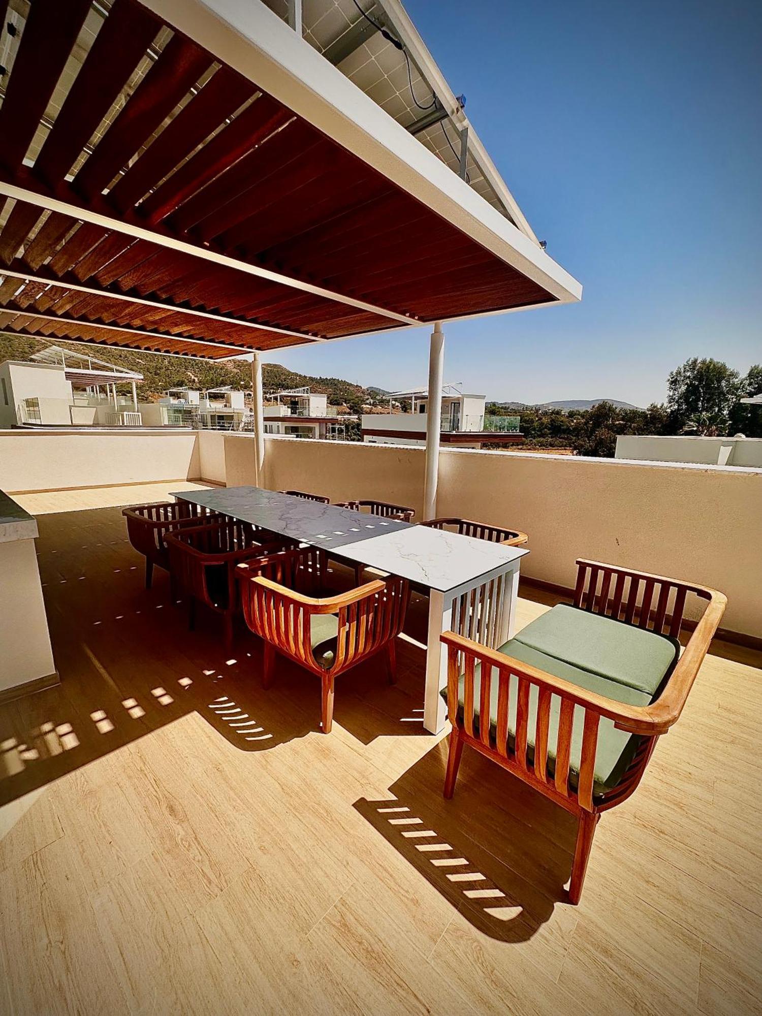 Santa Barbara Seafront Villas W Jacuzzi Pool Paphos Esterno foto