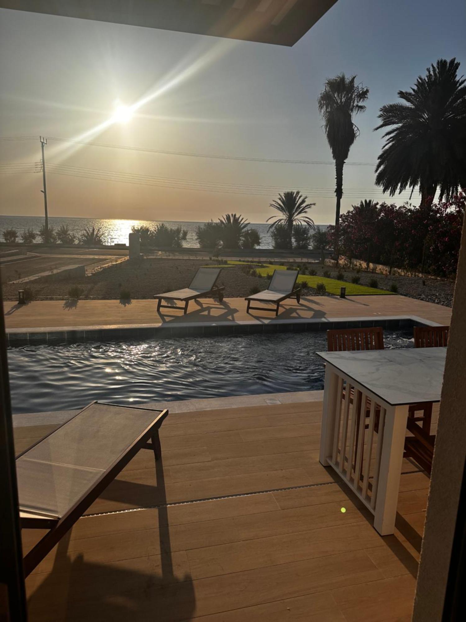 Santa Barbara Seafront Villas W Jacuzzi Pool Paphos Esterno foto