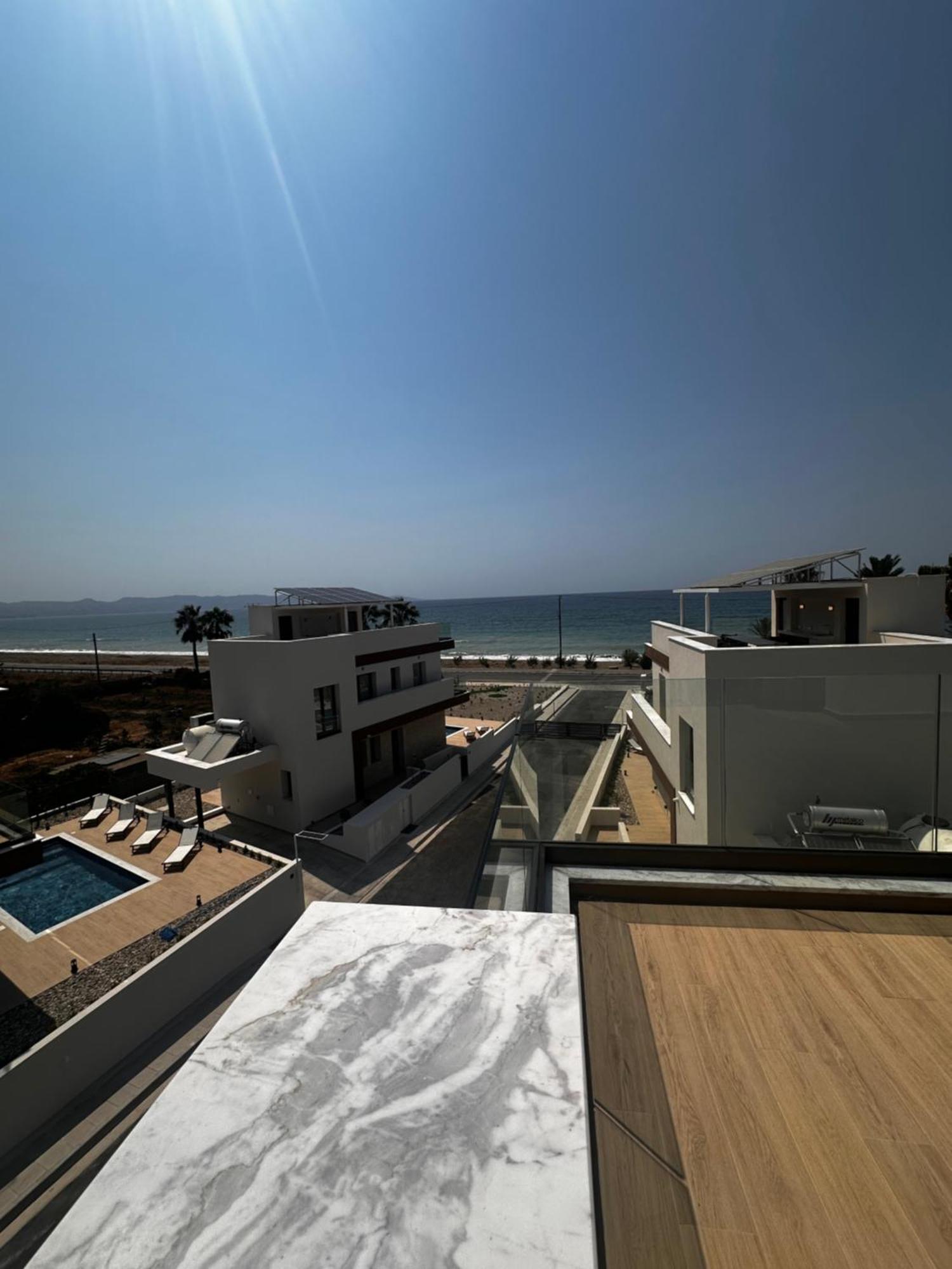 Santa Barbara Seafront Villas W Jacuzzi Pool Paphos Esterno foto